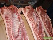 На постоянной основе реализуем мясо говядины на кости,  в четвертинах и